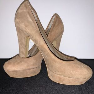 Jessica Simpson Suede Heals